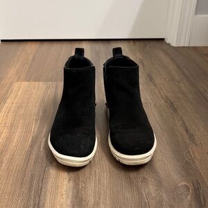 Blonde Woman’s Black Suede Ankle Sneakers - Casual Slip-On Style